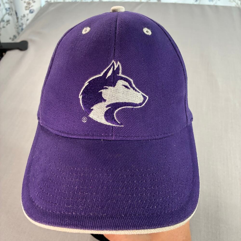 Washington Huskies Purple Hat NCAA Adjustable Strapback Cap Bigatures